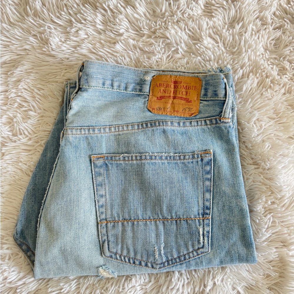 Abercrombie & Fitch Blue Relaxed Jeans